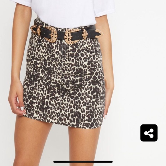 Pretty Little Thing - Leopard Print Denim Skirt - Picture 3 of 3